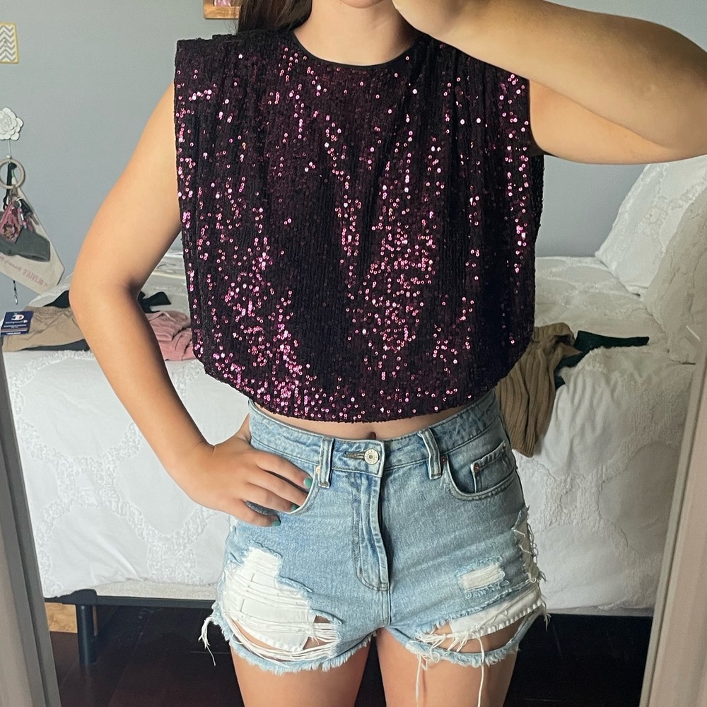 Small Do + Be Sequin Shoulder Pad Top - Pink/Black